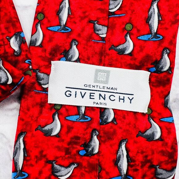 Givenchy Gentleman Men's Red‎ Penguin Print 100% Silk Neck Tie 59" x 3.75" - Picture 7 of 9